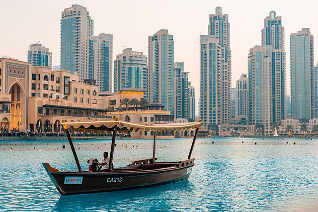 How to travel to Dubai on a Budget